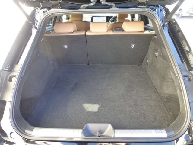 トヨタ クラウン　スポーツ　ハイブリッド ２．５ Ｚ Ｅ－ＦＯＵＲ ４ＷＤ R5年 (東北) 99