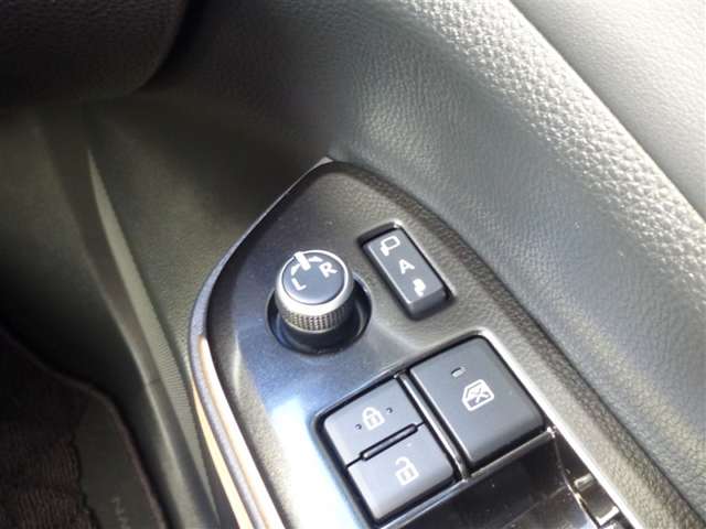 トヨタ クラウン　スポーツ　ハイブリッド ２．５ Ｚ Ｅ－ＦＯＵＲ ４ＷＤ R5年 (東北) 99