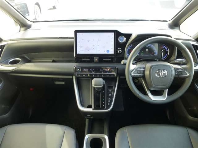 トヨタ ノア １．８ ハイブリッド Ｓ－Ｚ R4年 (東北) 99