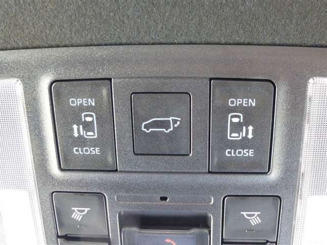 トヨタ ノア １．８ ハイブリッド Ｓ－Ｚ R4年 (東北) 99