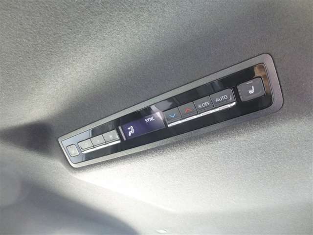 トヨタ ノア １．８ ハイブリッド Ｓ－Ｚ R4年 (東北) 99