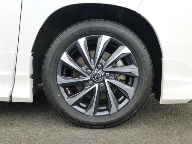 トヨタ ヴォクシー １．８ ハイブリッド Ｓ－Ｚ R5年 (東北) 99