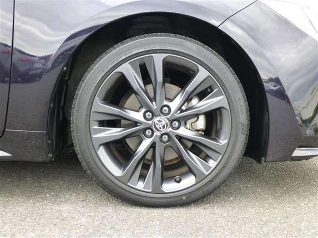 トヨタ カローラ　ツーリング　ハイブリッド １．８ ハイブリッド ＷＸＢ R1年 (東北) 99