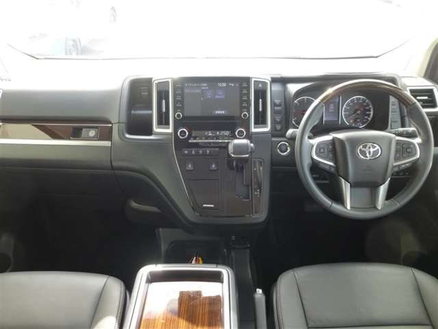 トヨタ グランエース ２．８ Ｇ ディーゼルターボ R4年 (東北) 99