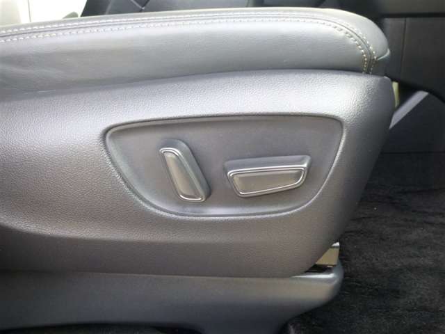 トヨタ グランエース ２．８ Ｇ ディーゼルターボ R4年 (東北) 99