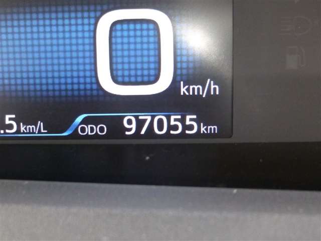 トヨタ プリウス １．８ Ａ H28年 (東北) 99