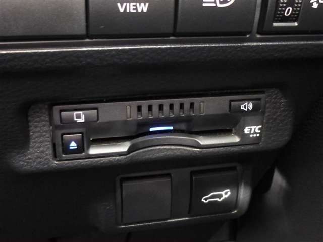 トヨタ カローラクロス　ハイブリッド １．８ ハイブリッド Ｚ R5年 (東北) 99