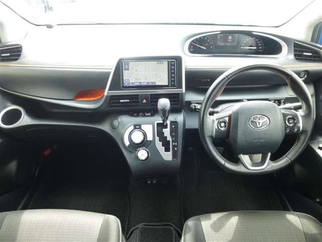 トヨタ シエンタ １．５ ファンベース Ｇ R1年 (東北) 99