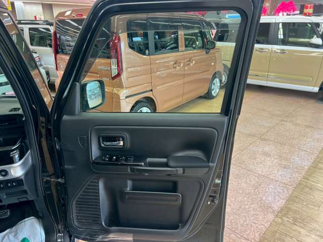 スズキ スペーシア ６６０ カスタム ハイブリッド ＸＳターボ ４ＷＤ H30年 (北海道) 99