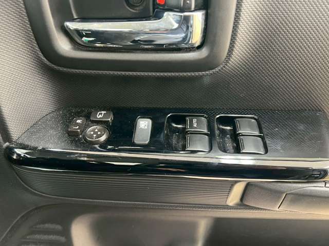 スズキ スペーシア ６６０ カスタム ハイブリッド ＸＳターボ ４ＷＤ H30年 (北海道) 99