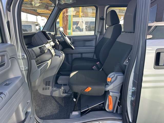 ホンダ Ｎ−ＶＡＮ ６６０ Ｇ ４ＷＤ R7年 (東海) 99