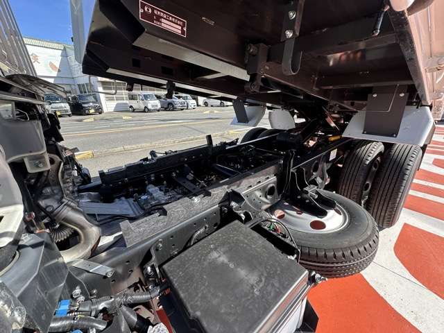 三菱フソウ キャンター ３．０ 強化ダンプ 全低床 ディーゼルターボ R7年 (東海) 99