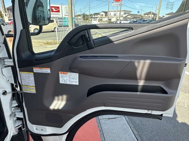 三菱フソウ キャンター ３．０ 強化ダンプ 全低床 ディーゼルターボ R7年 (東海) 99