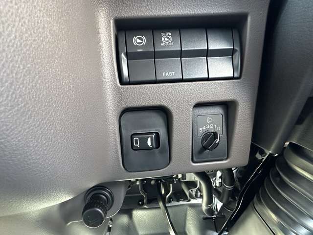 三菱フソウ キャンター ３．０ 強化ダンプ 全低床 ディーゼルターボ R7年 (東海) 99