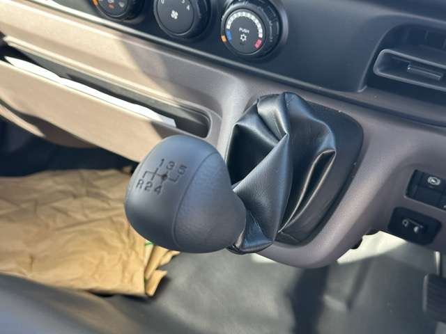 三菱フソウ キャンター ３．０ 強化ダンプ 全低床 ディーゼルターボ R7年 (東海) 99