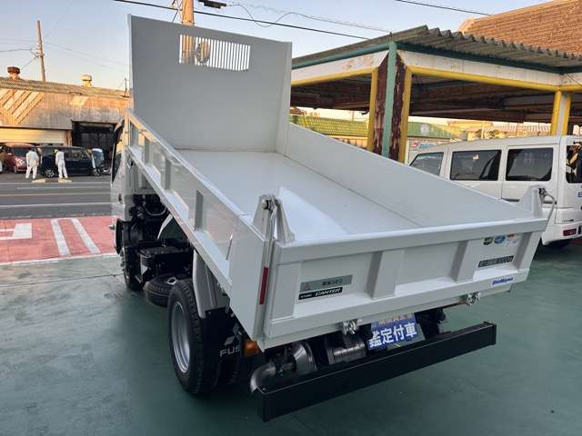 三菱フソウ キャンター ３．０ 強化ダンプ 全低床 ディーゼルターボ R7年 (東海) 99