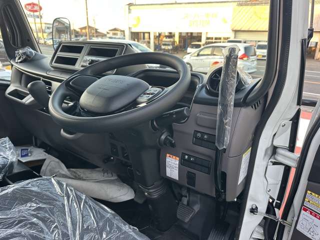 三菱フソウ キャンター ３．０ 強化ダンプ 全低床 ディーゼルターボ R7年 (東海) 99