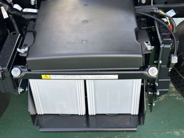 三菱フソウ キャンター ３．０ 強化ダンプ 全低床 ディーゼルターボ R7年 (東海) 99