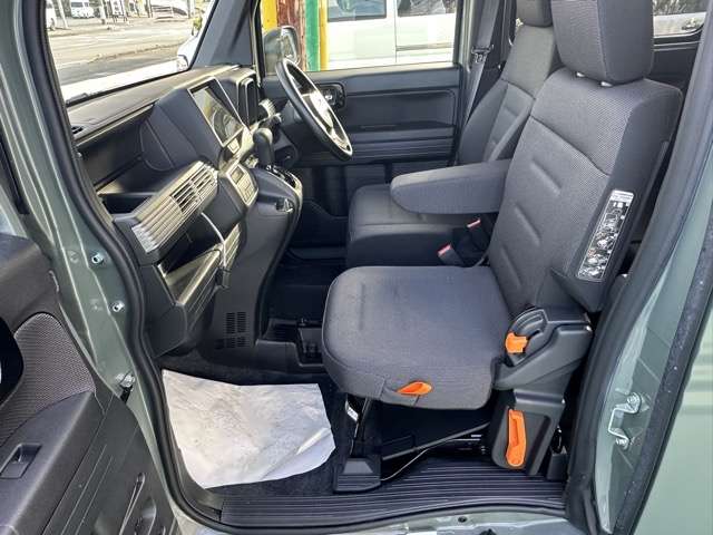 ホンダ Ｎ−ＶＡＮ ６６０ ファン ターボ ４ＷＤ R6年 (東海) 99