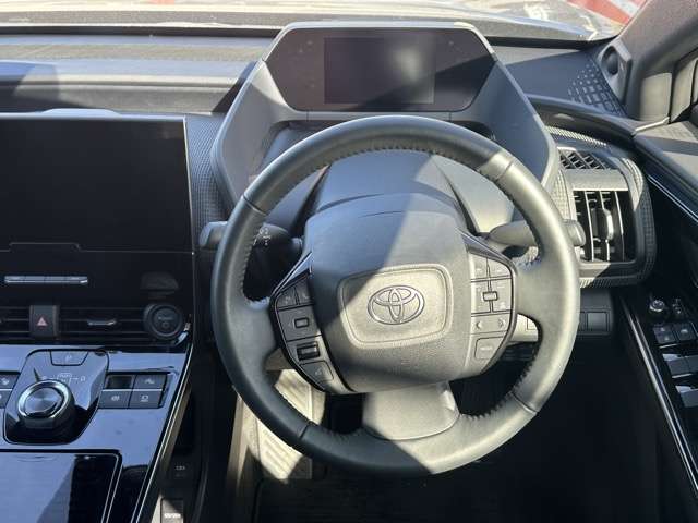 トヨタ ｂＺ４Ｘ Ｚ ４ＷＤ R4年 (東海) 99