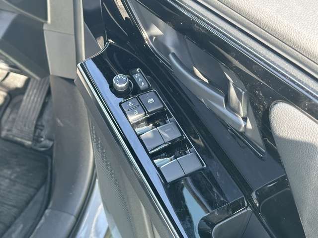 トヨタ ｂＺ４Ｘ Ｚ ４ＷＤ R4年 (東海) 99