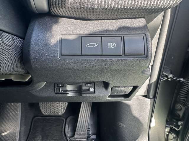 トヨタ ｂＺ４Ｘ Ｚ ４ＷＤ R4年 (東海) 99