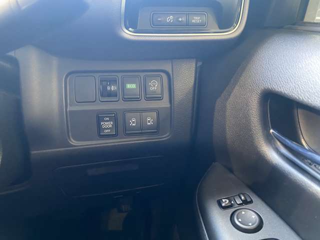 日産 セレナ ２．０ Ｘ Ｖセレクション H30年 (九州・沖縄) 99