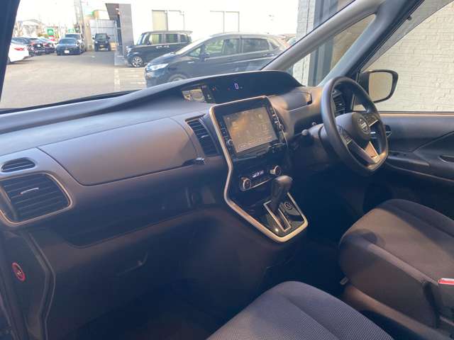 日産 セレナ ２．０ Ｘ Ｖセレクション H30年 (九州・沖縄) 99