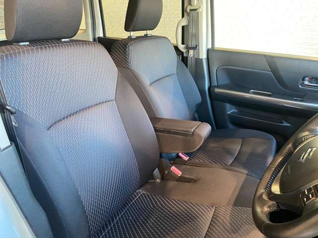 スズキ スペーシア ６６０ カスタム Ｚターボ ユーティリティパッケージ ４ＷＤ H29年 (九州・沖縄) 99