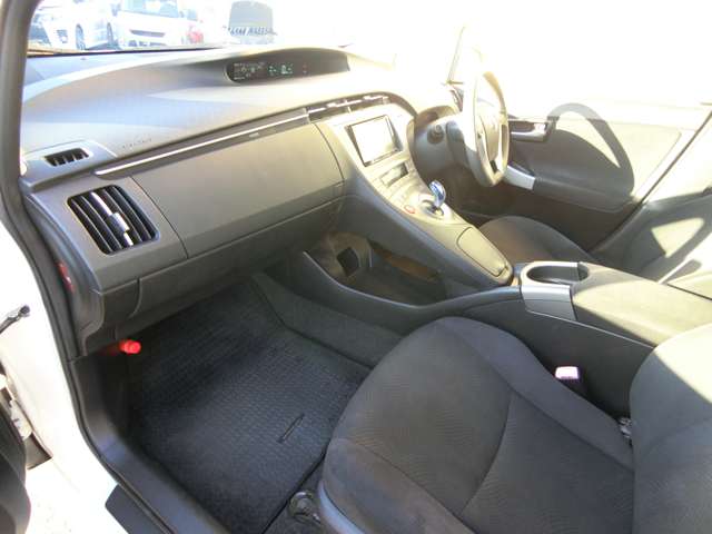 トヨタ プリウス １．８ Ｓ H24年 (中国) 99