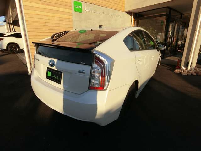 トヨタ プリウス １．８ Ｓ H24年 (中国) 99