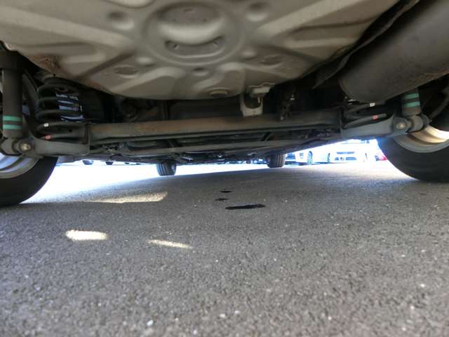 トヨタ プリウス １．８ Ｓ H24年 (中国) 99