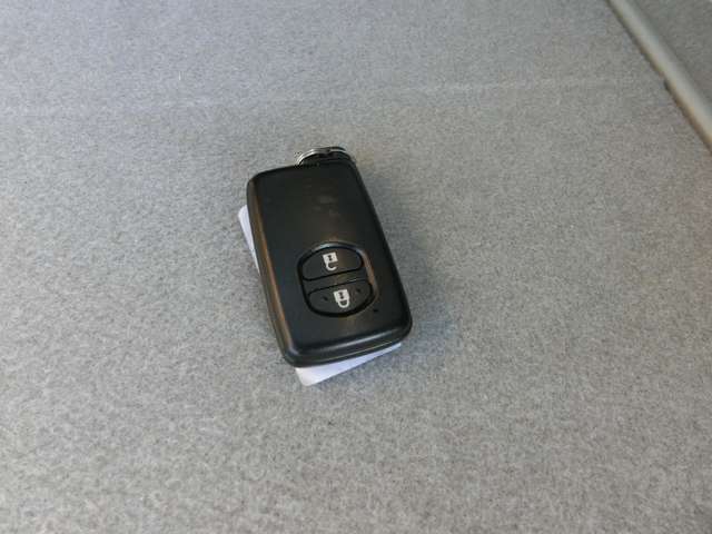 トヨタ プリウス １．８ Ｓ H24年 (中国) 99