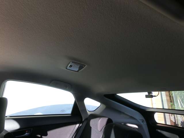 トヨタ プリウス １．８ Ｓ H24年 (中国) 99