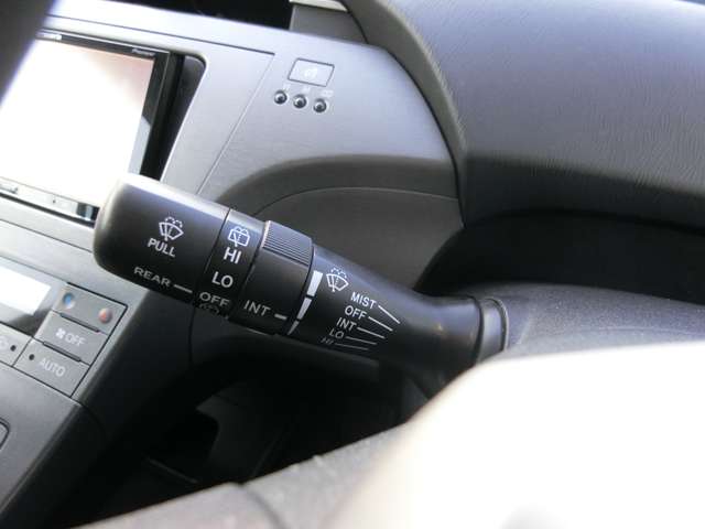 トヨタ プリウス １．８ Ｓ H24年 (中国) 99