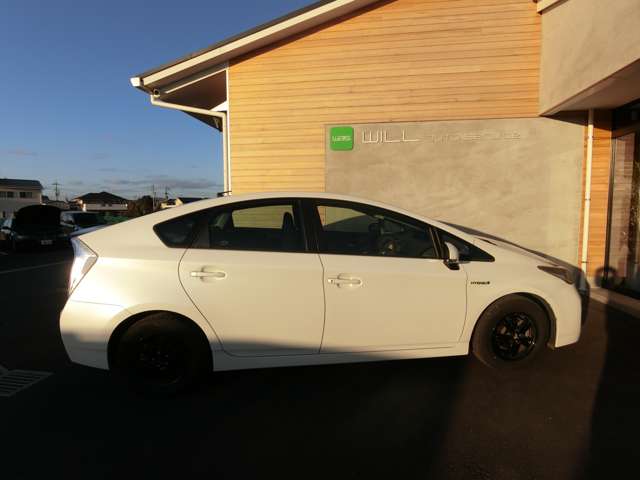トヨタ プリウス １．８ Ｓ H24年 (中国) 99