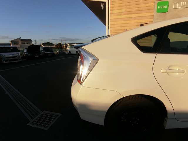 トヨタ プリウス １．８ Ｓ H24年 (中国) 99