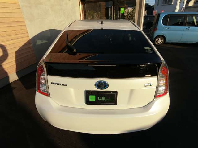 トヨタ プリウス １．８ Ｓ H24年 (中国) 99