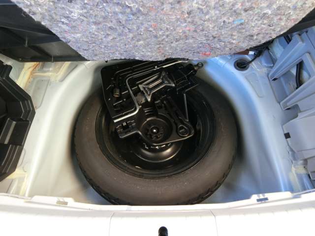 トヨタ プリウス １．８ Ｓ H24年 (中国) 99