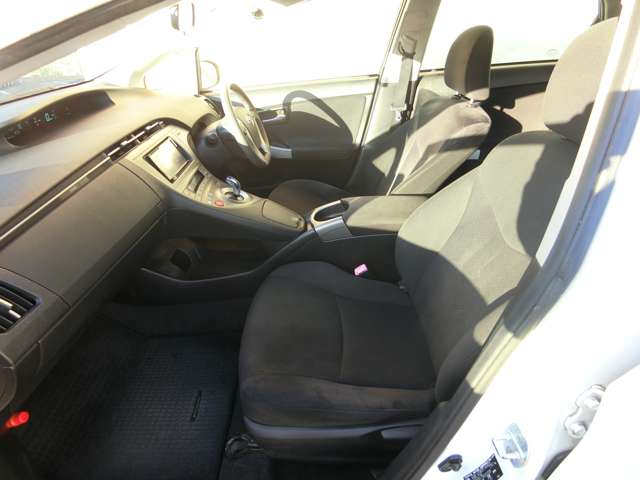 トヨタ プリウス １．８ Ｓ H24年 (中国) 99