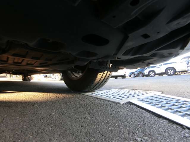 トヨタ プリウス １．８ Ｓ H24年 (中国) 99