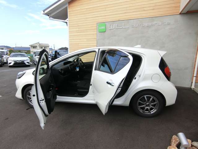 トヨタ アクア １．５ Ｓ スタイルブラック H30年 (中国) 99