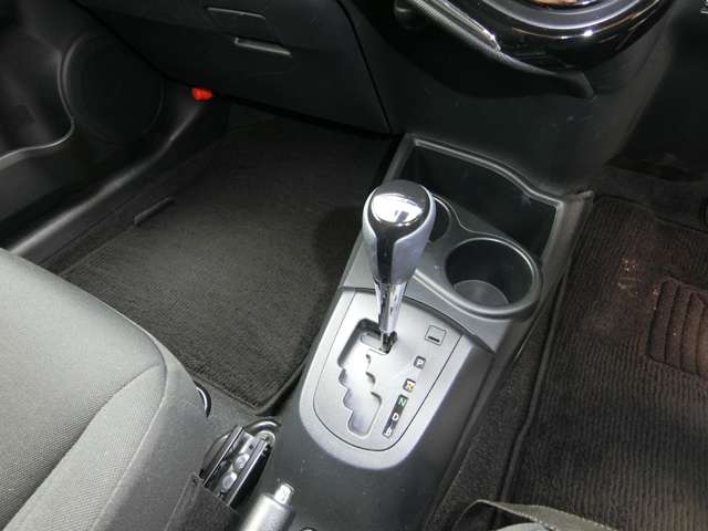 トヨタ アクア １．５ Ｓ スタイルブラック H30年 (中国) 99