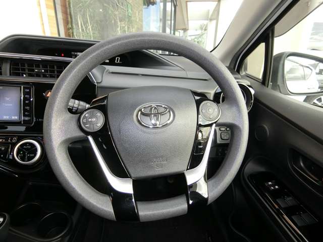 トヨタ アクア １．５ Ｓ スタイルブラック H30年 (中国) 99