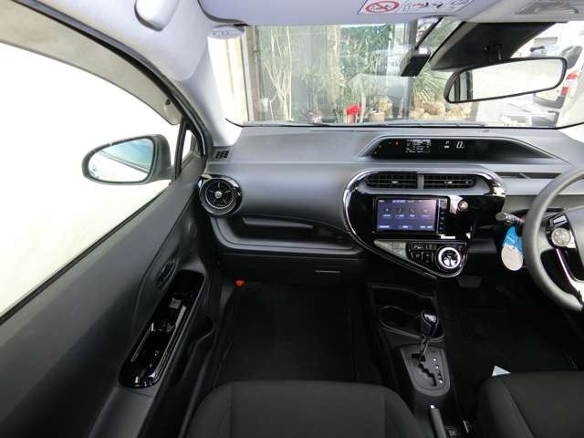 トヨタ アクア １．５ Ｓ スタイルブラック H30年 (中国) 99