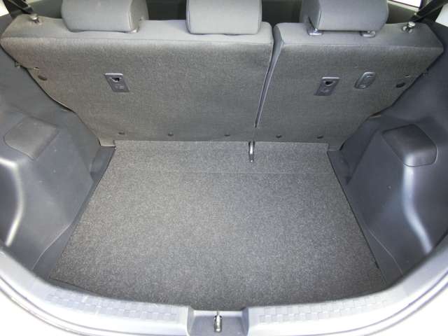 トヨタ アクア １．５ Ｓ スタイルブラック H30年 (中国) 99