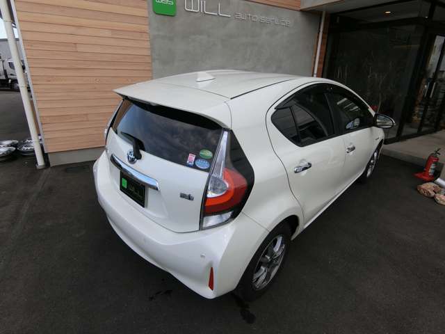 トヨタ アクア １．５ Ｓ スタイルブラック H30年 (中国) 99