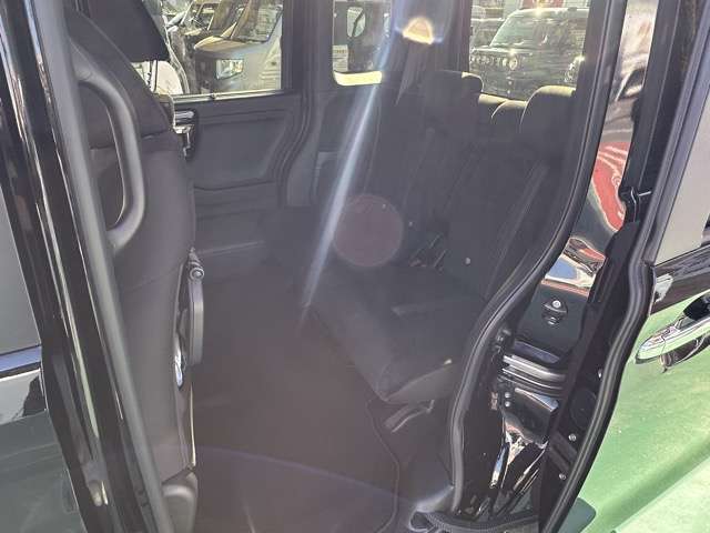 ホンダ Ｎ　ＢＯＸ カスタム ６６０ Ｌ R5年 (東海) 99