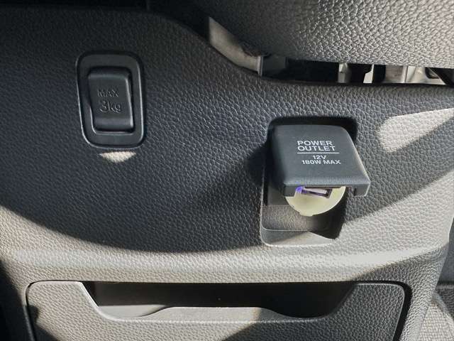 ホンダ Ｎ　ＢＯＸ カスタム ６６０ Ｌ R5年 (東海) 99