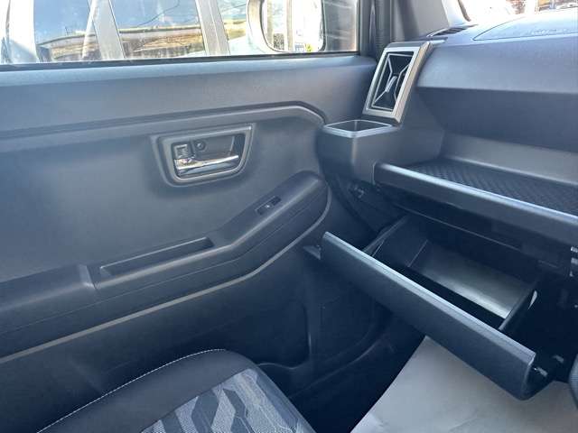 ダイハツ タフト ６６０ Ｇターボ ダーククロム ベンチャー R7年 (東海) 99